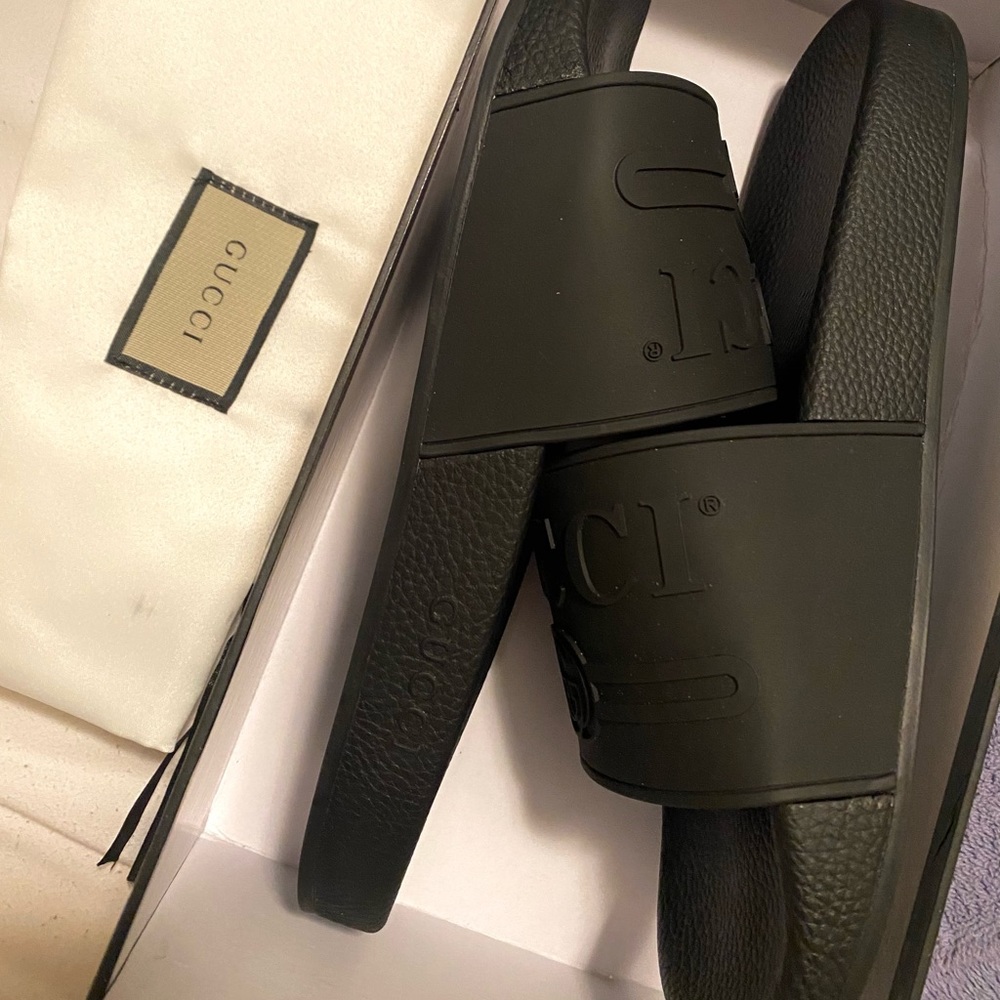 Gucci Rubber Slides